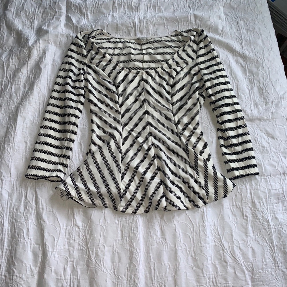 White and black strips blouse